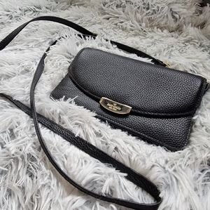 Small Kate Spade crossbody wallet